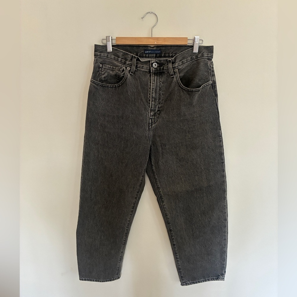 Levi's Black Label Barrel Leg High Waist Cropped Black Washed Denim